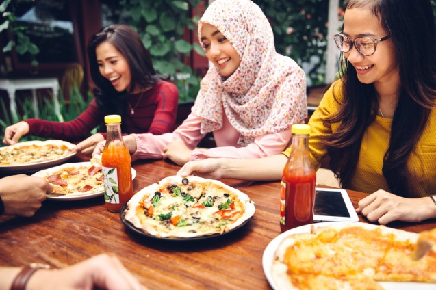 Makan bersama